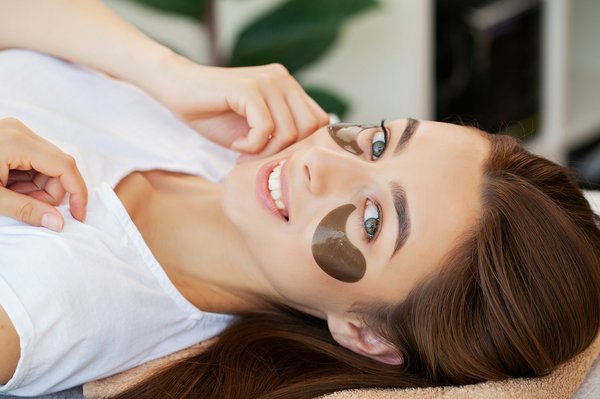 Les patchs à micro-aiguilles : révolution pour une peau rajeunie